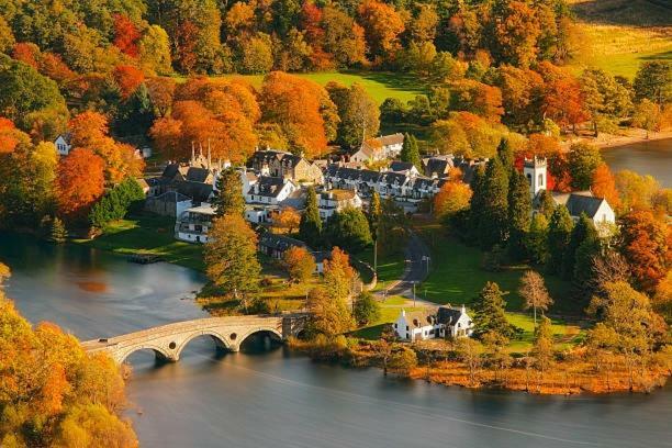 Glencroft A Fairytale Highland Cottage Аберфелді Екстер'єр фото